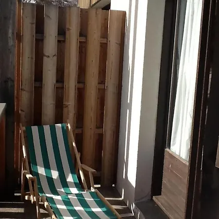 Rue De La Foret