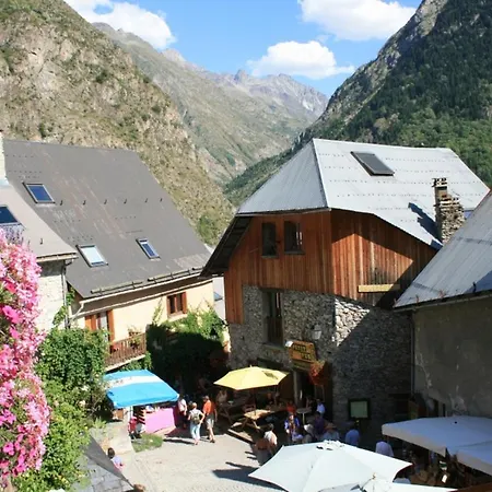Rue De La Foret Vénosc